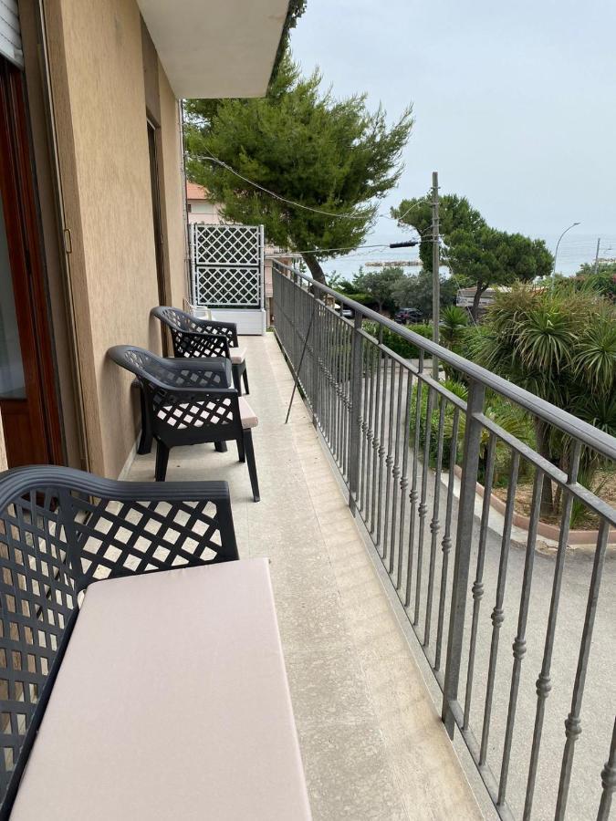 Ferienwohnung La Marinella Massignano Exterior foto